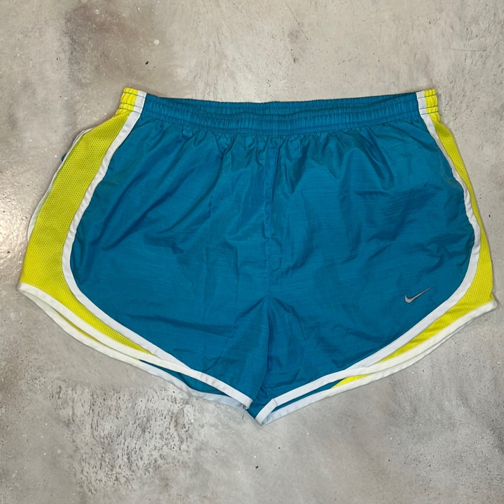 Nike running shorts - Size M